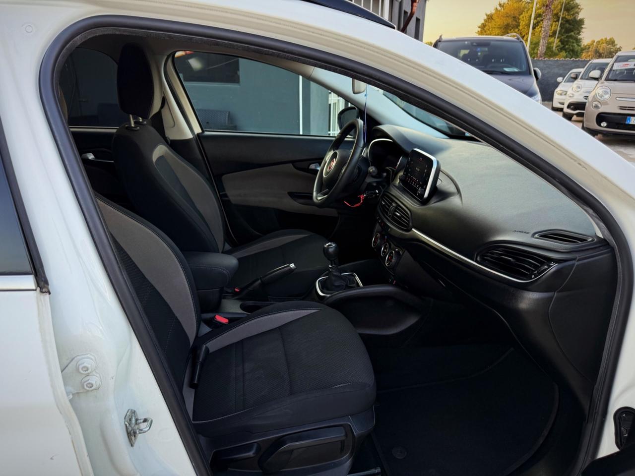 Fiat Tipo 1.6 Mjt S&S DCT SW Lounge Garanzia 12 Mesi