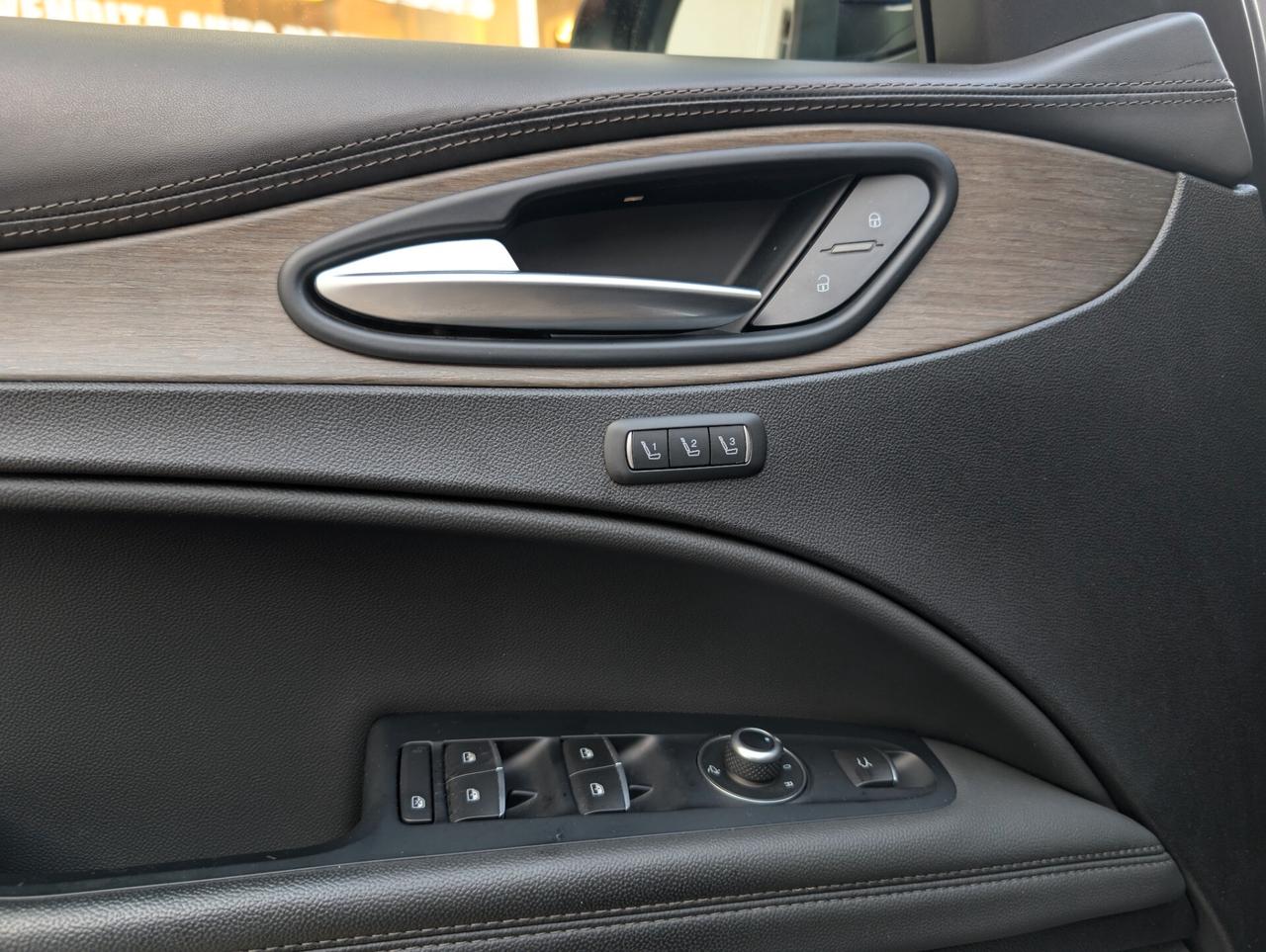 Alfa Romeo Stelvio 2.0 Turbo 280CV AT8 Q4
