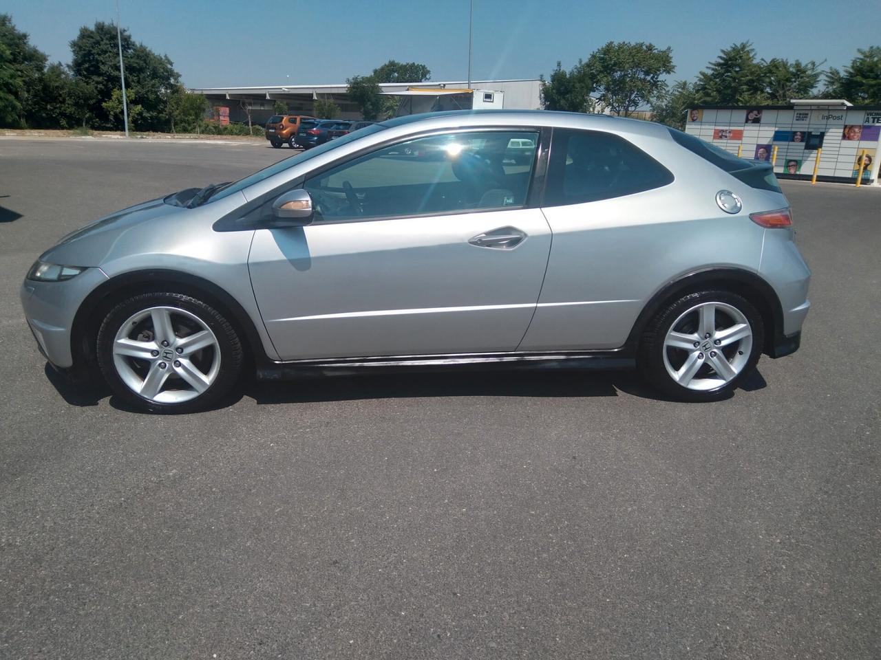 Honda Civic 2.2 i-CTDi 3p. Type S DPF LE x neopatentati