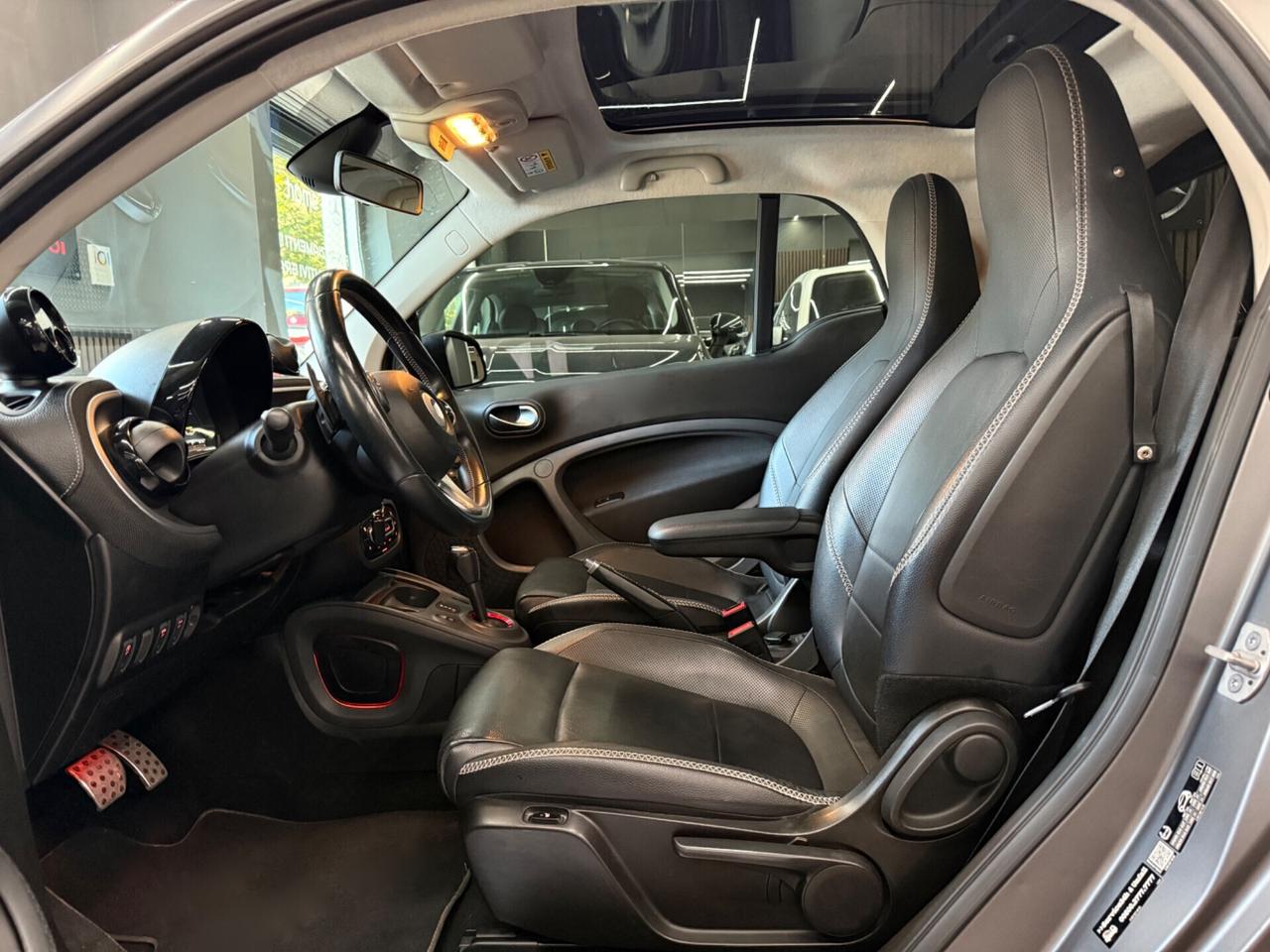 Smart ForTwo BRABUS 0.9 Turbo twinamic *Xclusive* Kamera PRONTA CONSEGNA VISIBILE IN SEDE!!