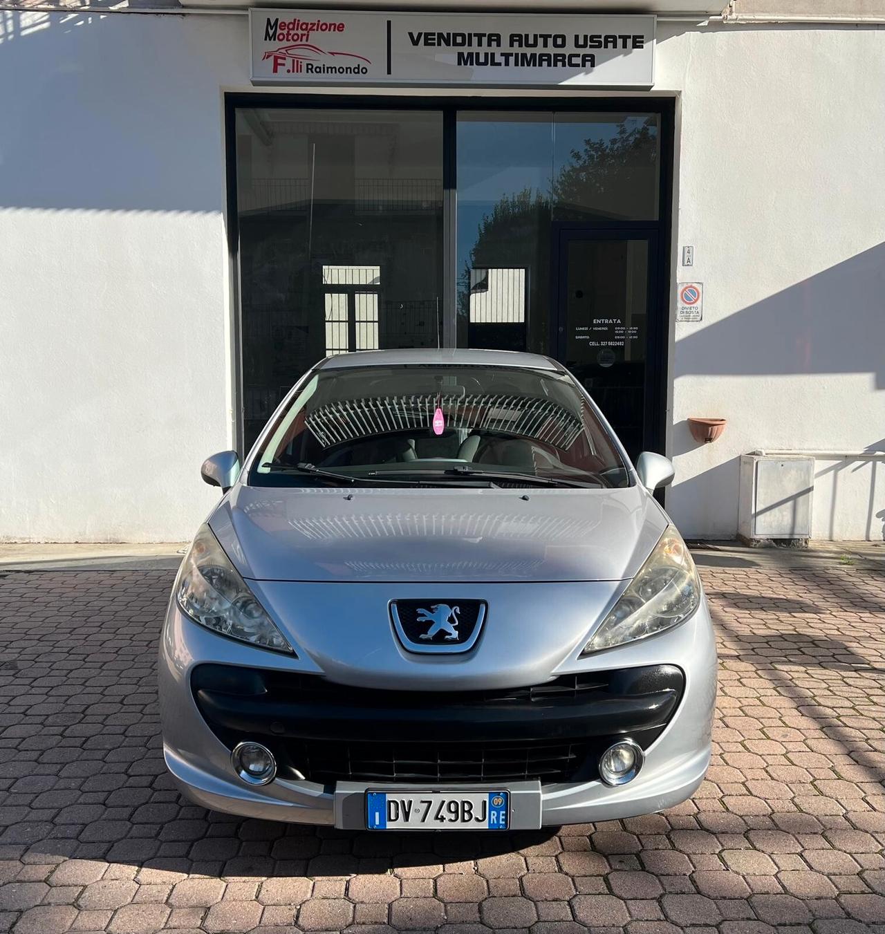 Peugeot 207 1.4 77.000KM OK NEOPATENTATI