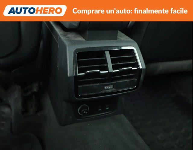 AUDI Q3 35 TFSI Business Advanced