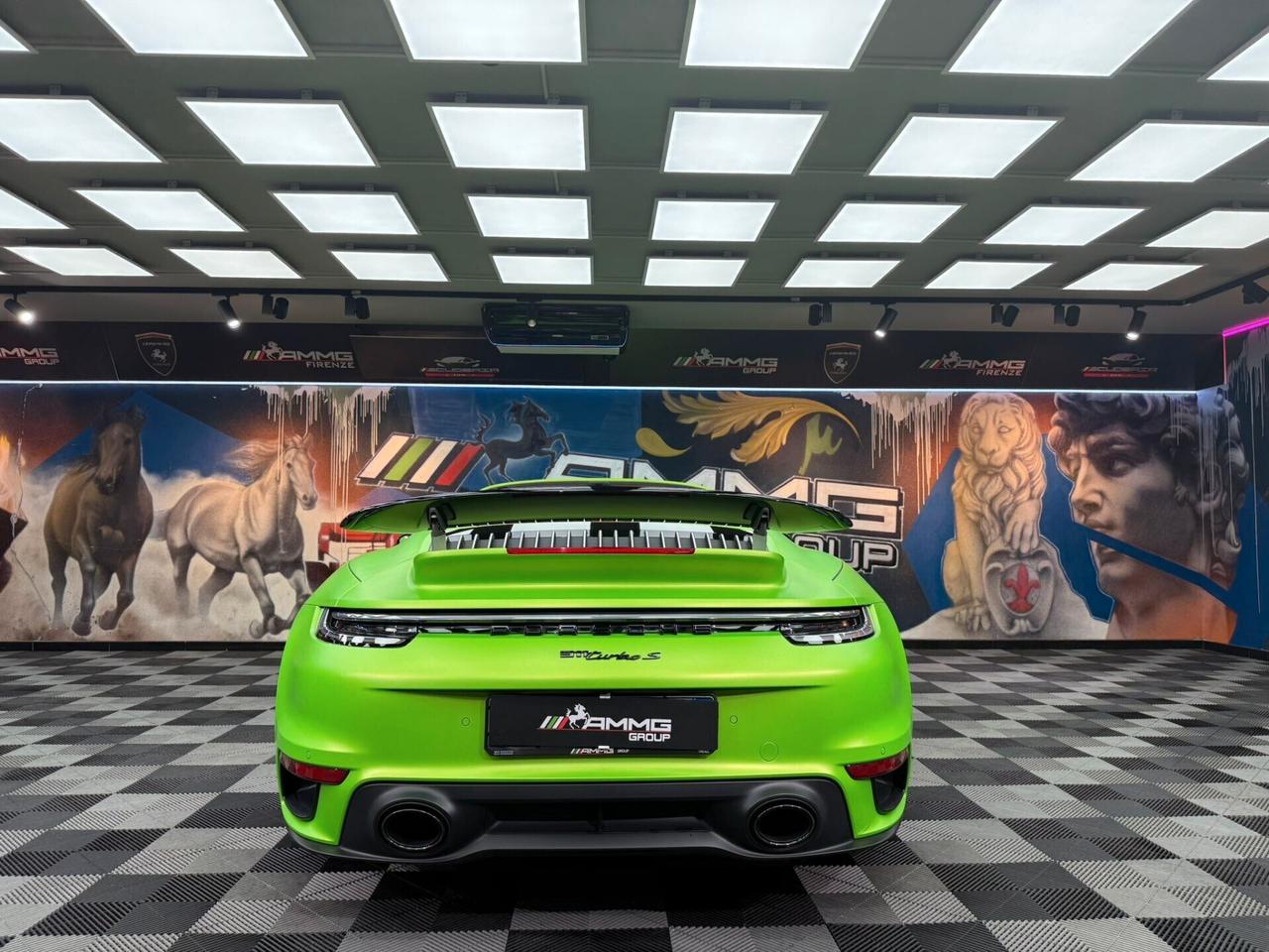 Porsche 911 Turbo S Cabriolet (925) Auto Pellicolata verde