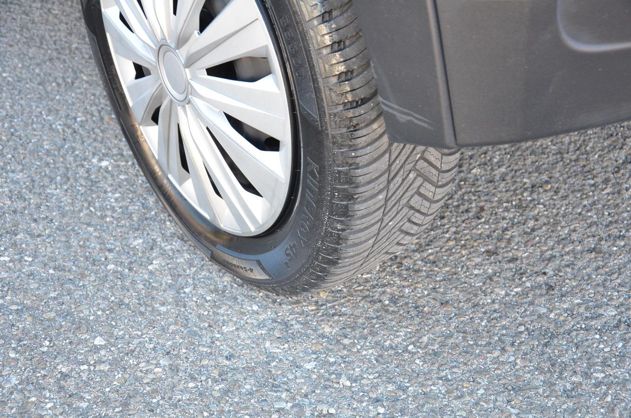 Mahindra KUV100 1.2 VVT M-Bifuel(GPL)