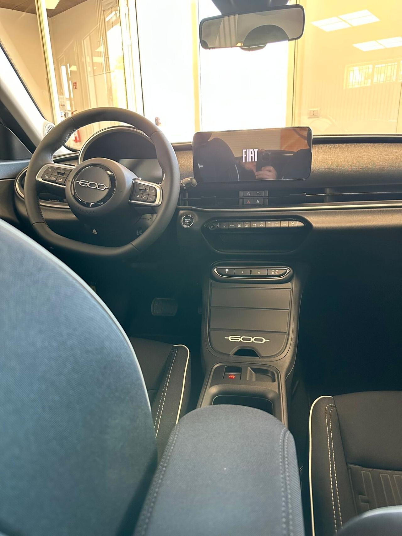 Fiat 600 Hybrid pop 1.2 Hybrid 81kW (110CV) Automatico