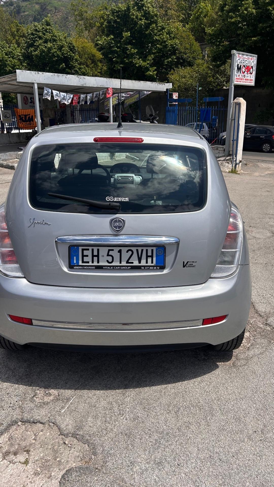 Lancia Ypsilon 1.2 69 CV 5 porte S&S Gold