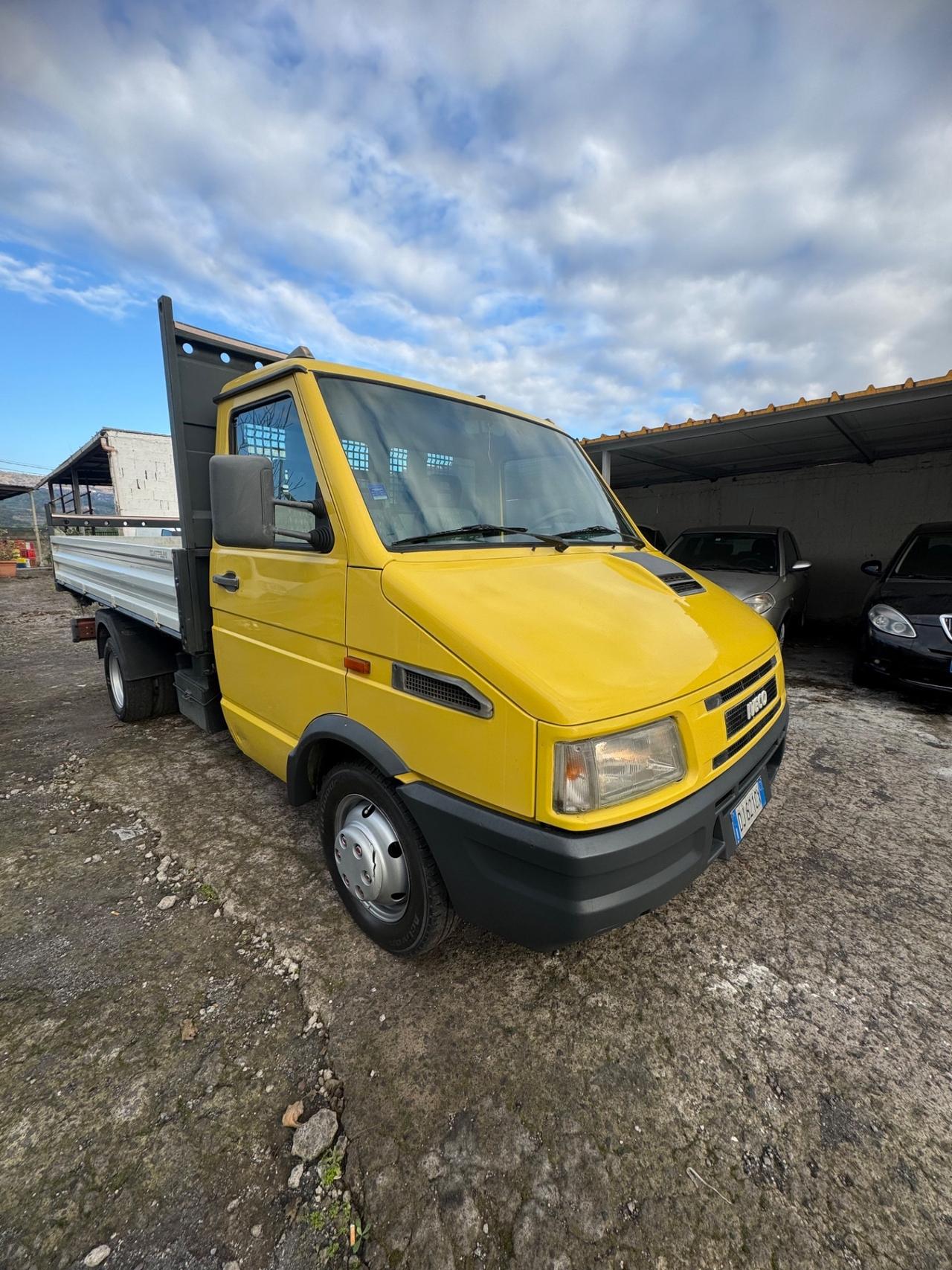 Iveco Daily 35.12 2.8 TDI ribaltabile 3 laterale