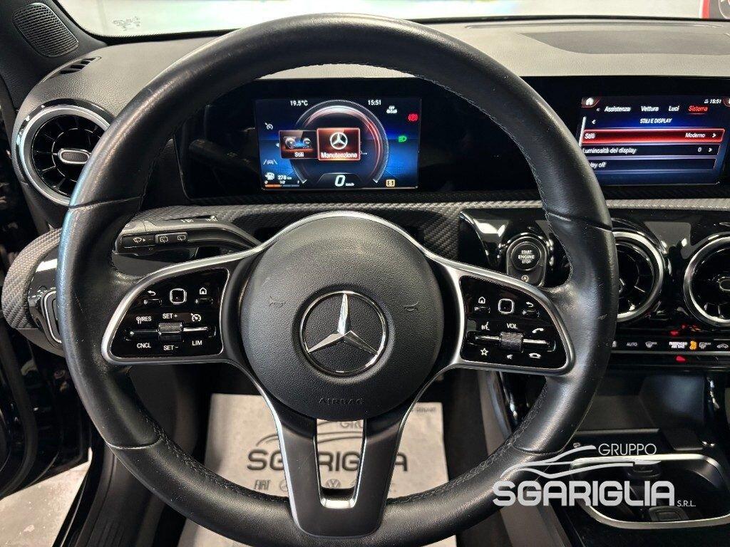 Mercedes A 180 d Executive Full Optional