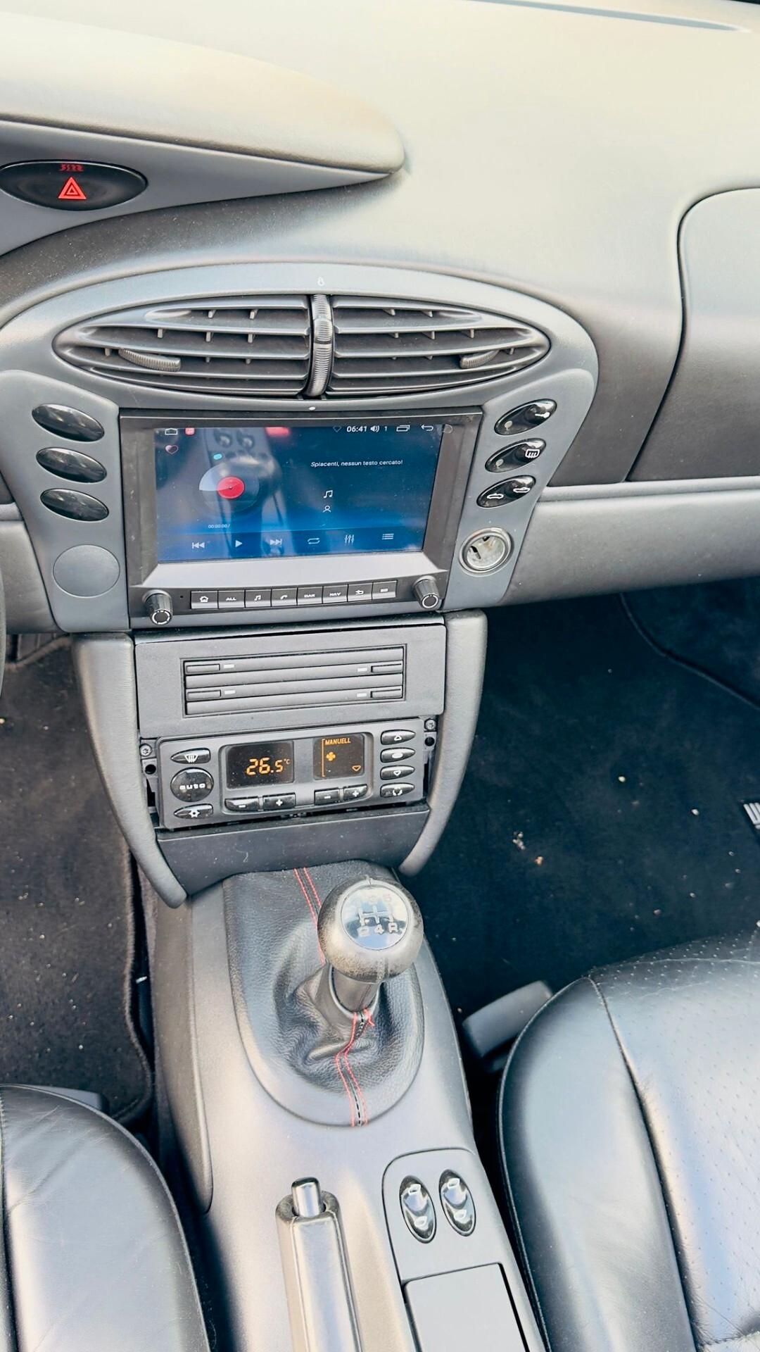 Porsche Boxster 2.5i 24V cat