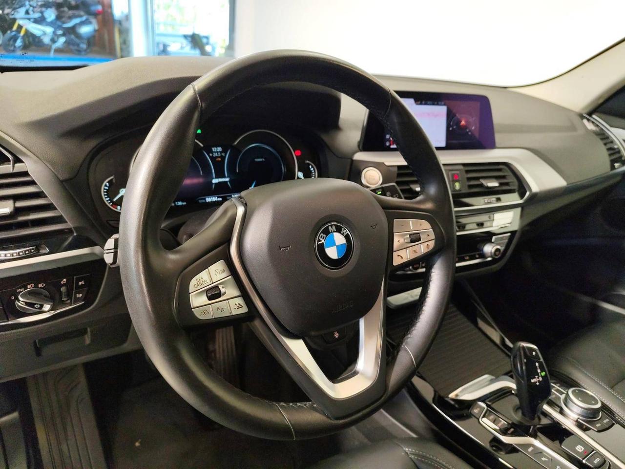 BMW X3 xDrive30e Business Advantage