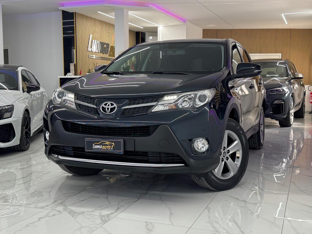 Toyota RAV4 2.0 D-4D 2WD Full Optional