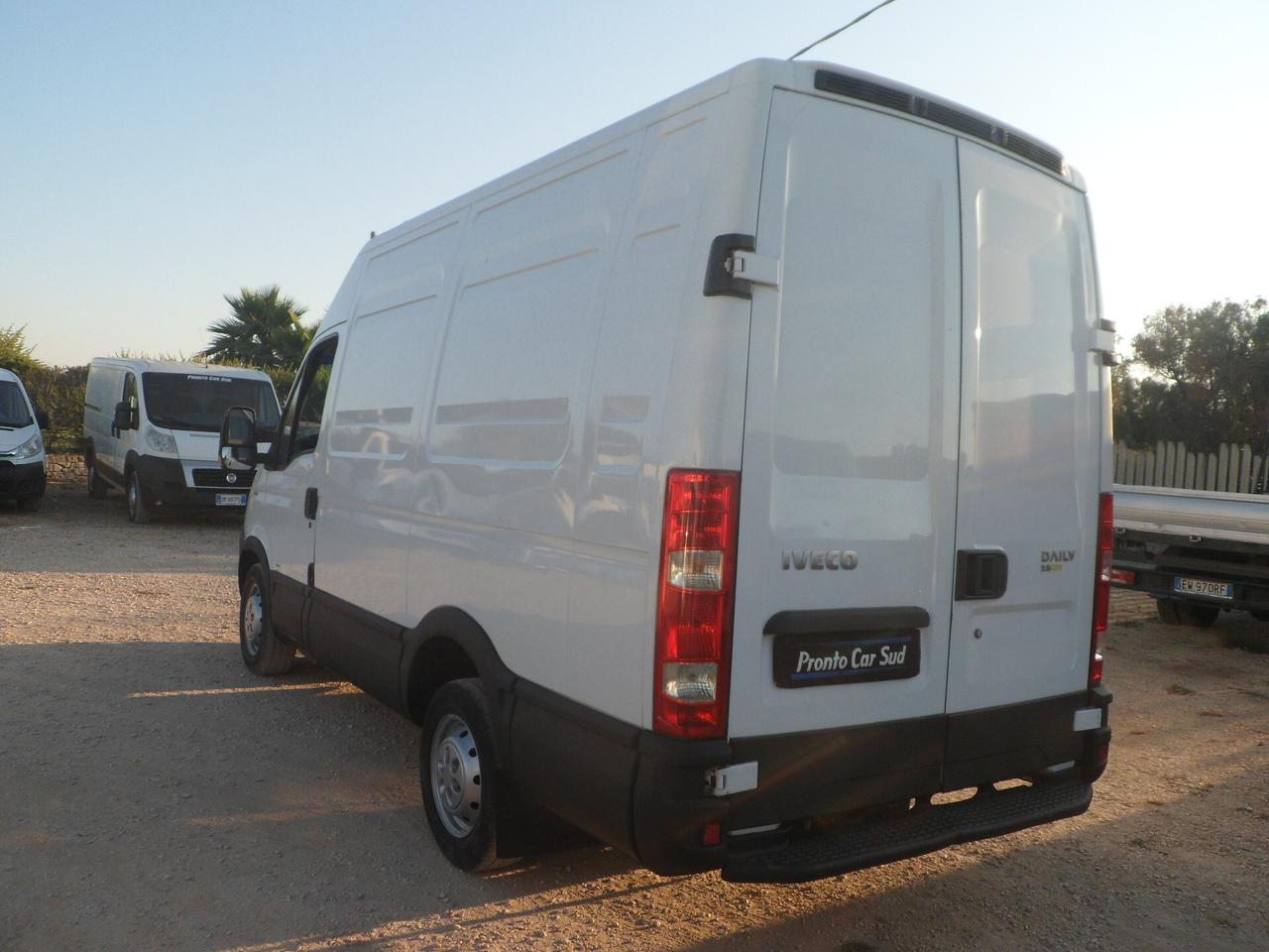 Iveco Daily 35s12 furgone medio alto