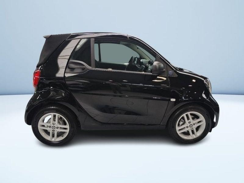 smart fortwo CABRIO EQ PURE 4,6KW
