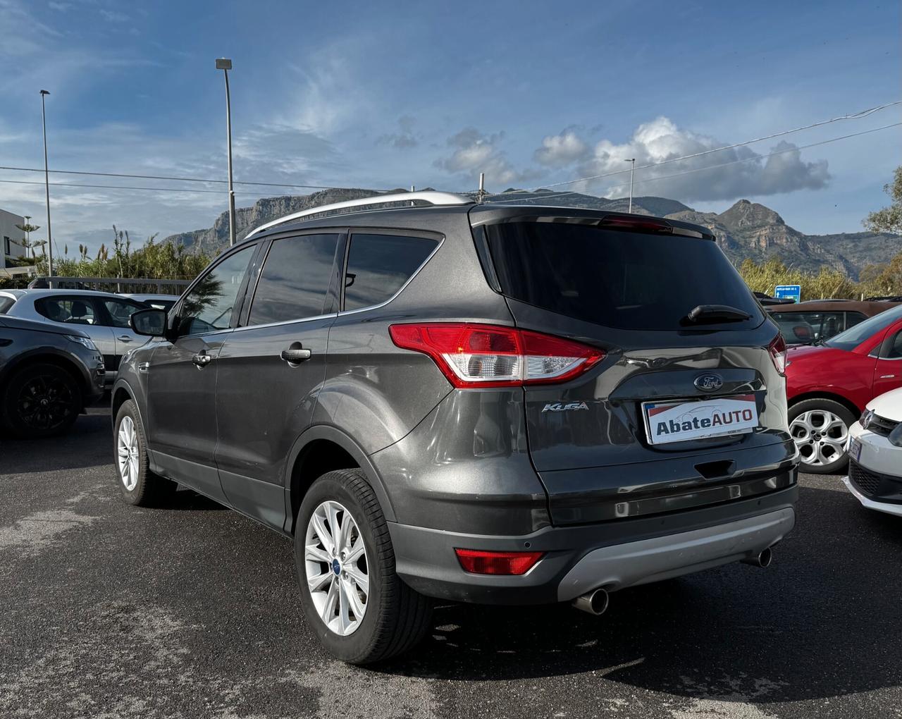 Ford Kuga 2.0 TDCI 120 CV S&S 2WD Titanium