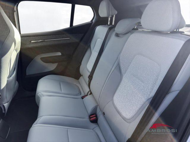 VOLVO EX30 Twin Motor Performance AWD Ultra