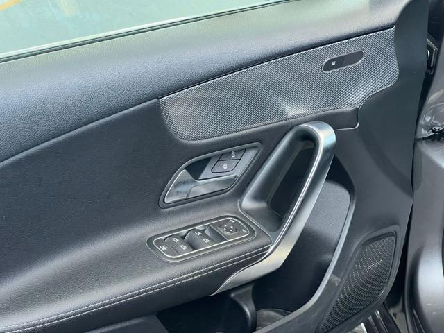 MERCEDES-BENZ A 180 d Automatic Sport