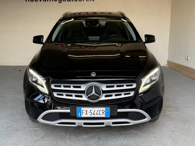 MERCEDES-BENZ GLA 200 d Automatic 4Matic Sport