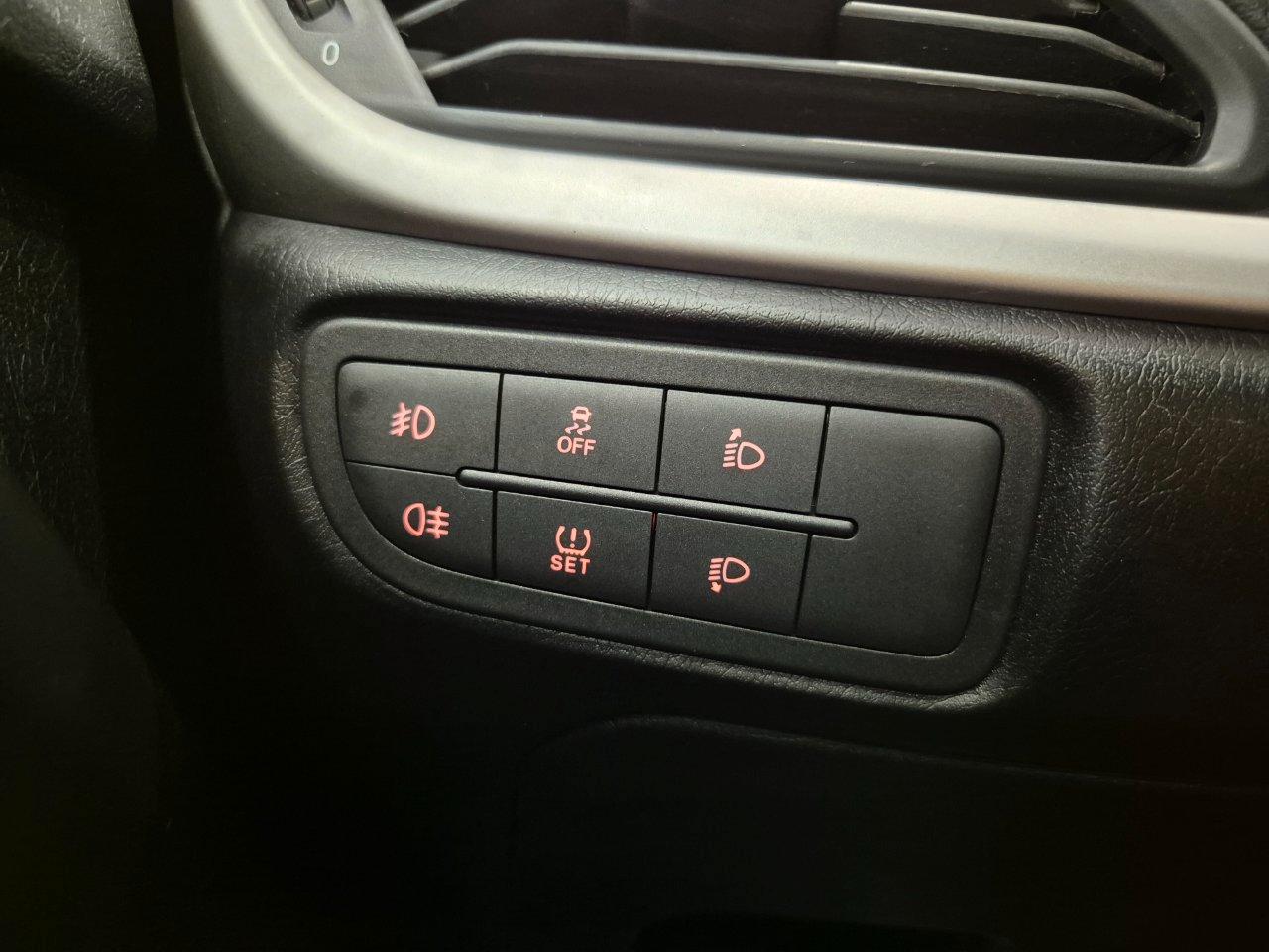 Fiat Tipo 4p 1.4 Opening Edition 95cv - UNIPROPRIETARIO - NEOPATENTATI - Sens. Park. - Bluetooth - Clima