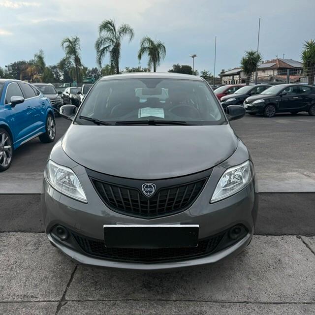 Lancia Ypsilon 1.0 FireFly 5 porte S&S Hybrid Alberta Ferretti