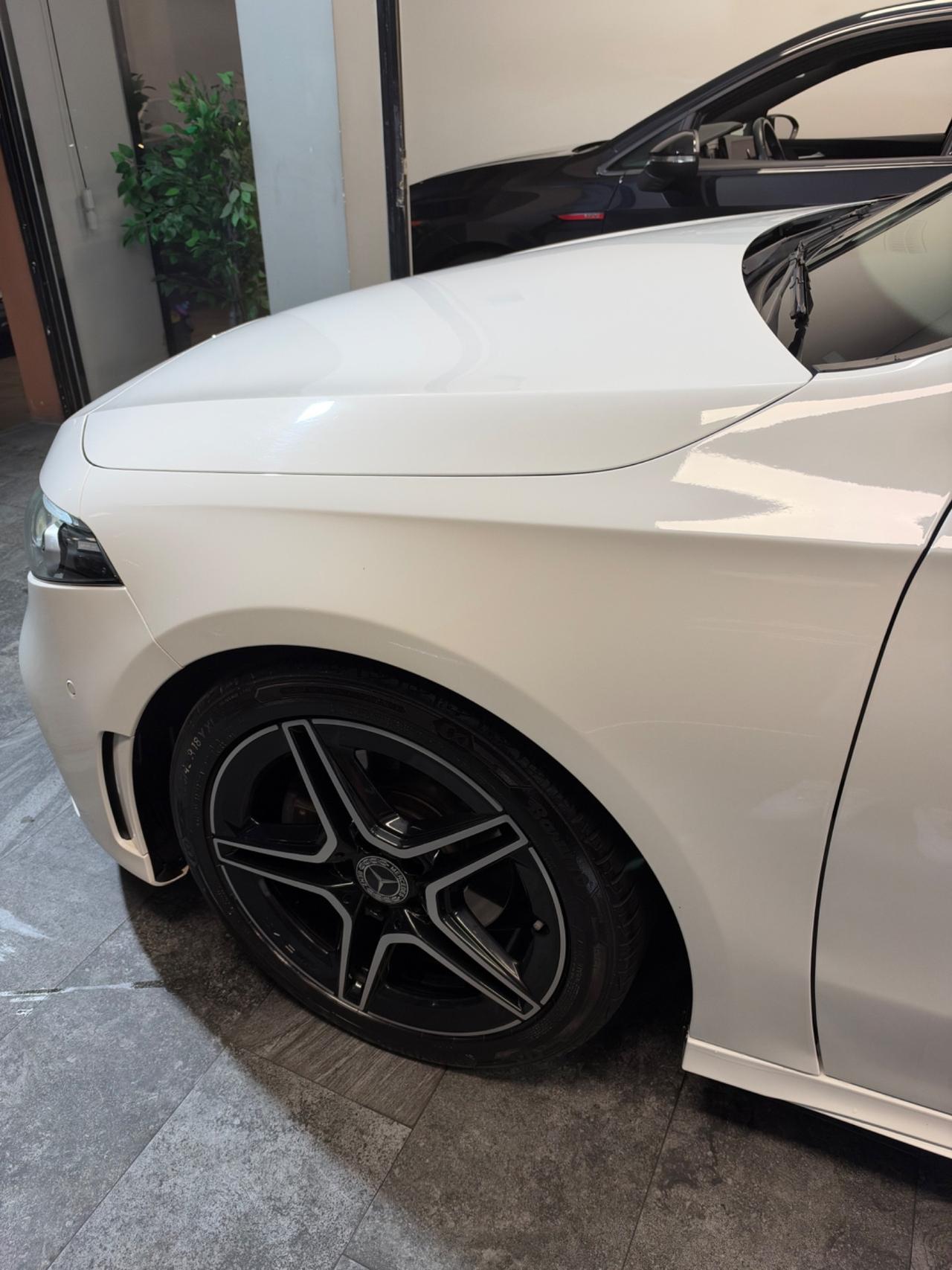 Mercedes-benz A 180 d Premium AMG Finanziabile