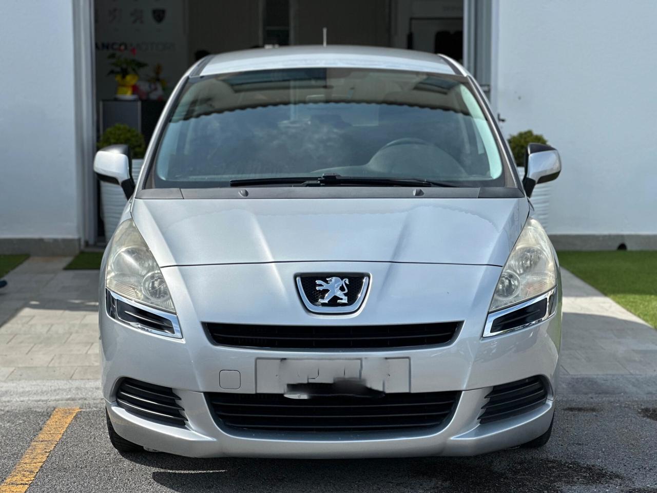 Peugeot 5008 1.6 HDi 110CV Business
