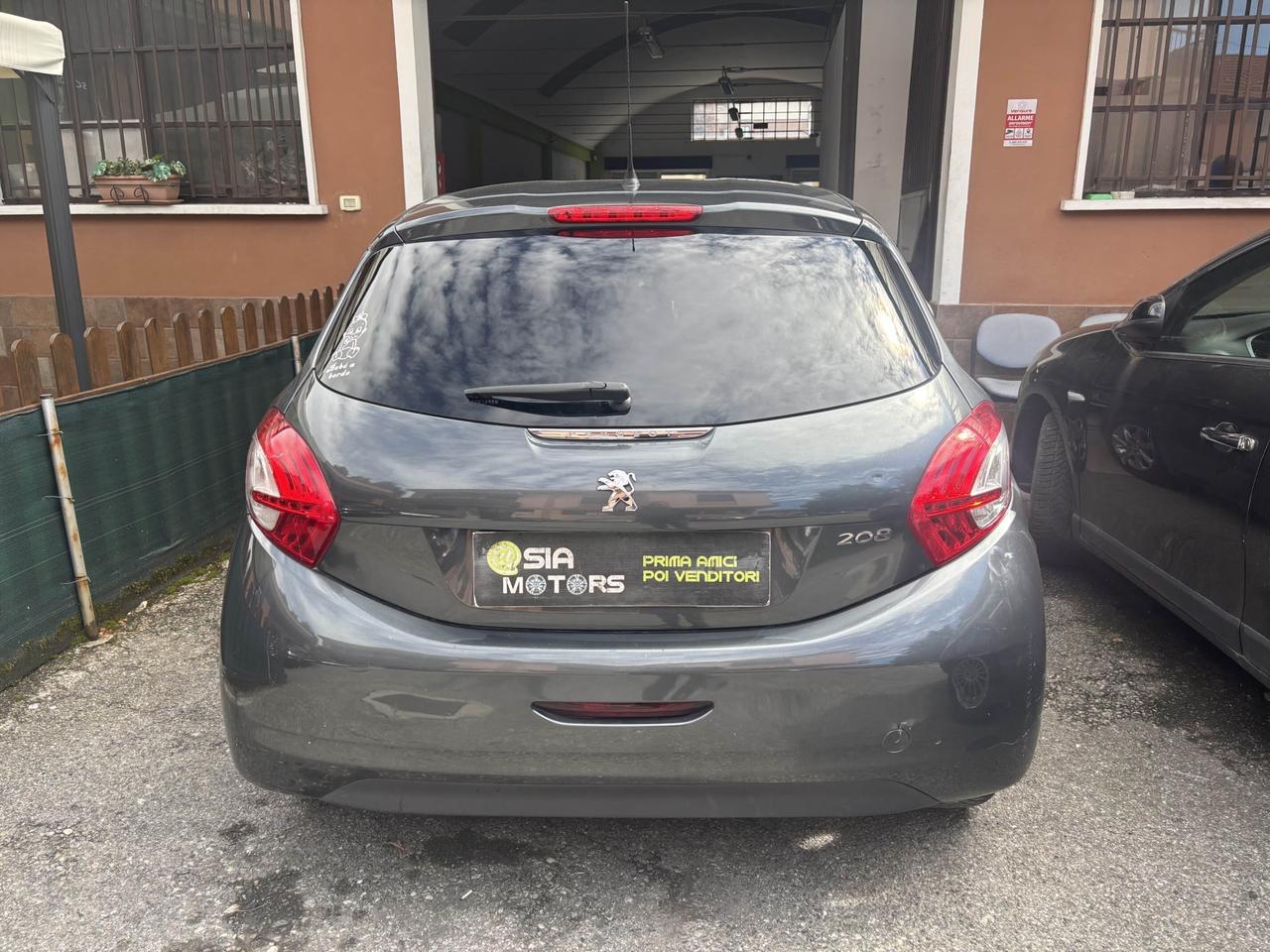 Peugeot 208 1.2 VTi Allure 3 porte