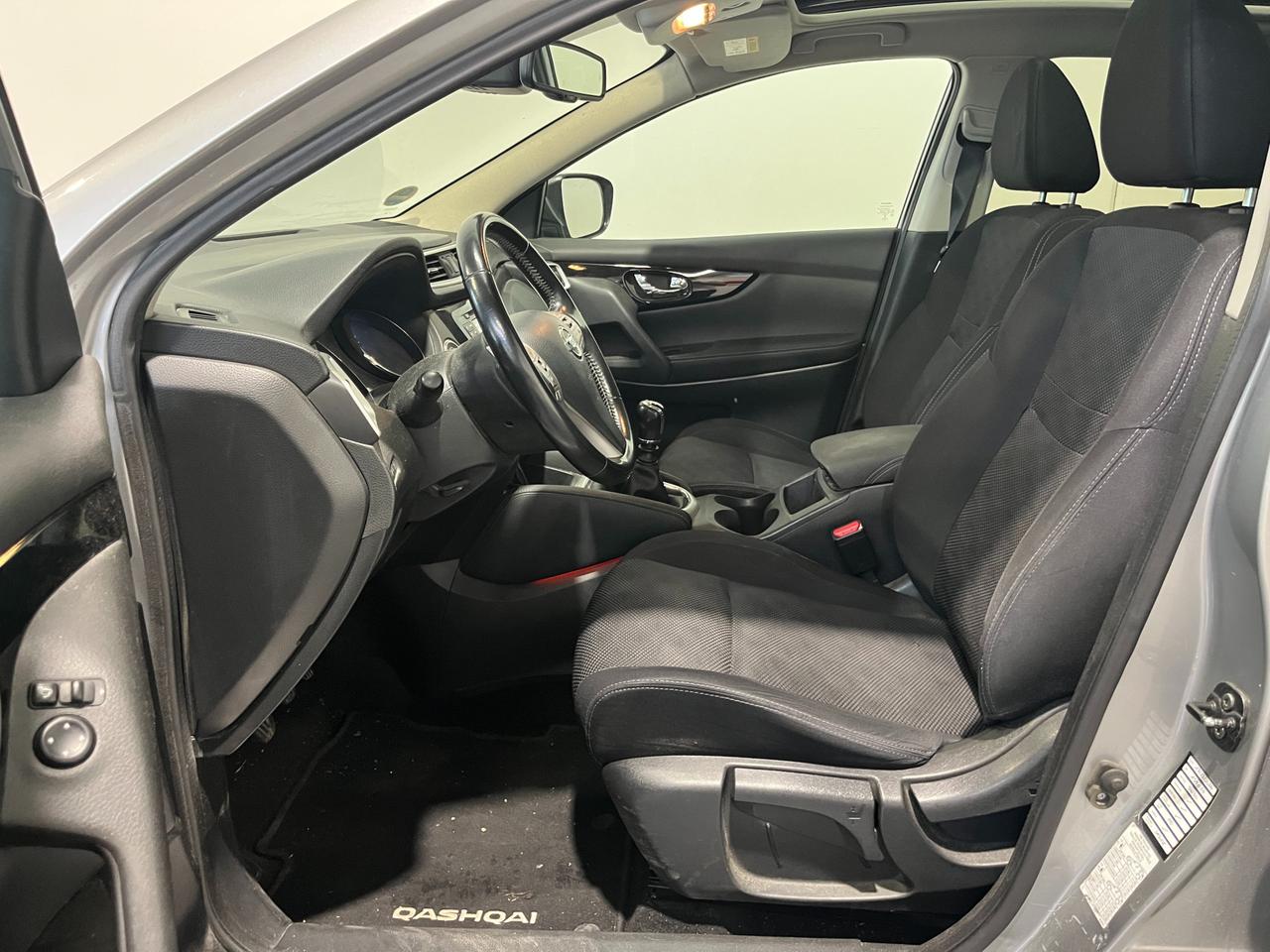 NISSAN QASHQAI 1.2 DIG-T N-CONNECTA