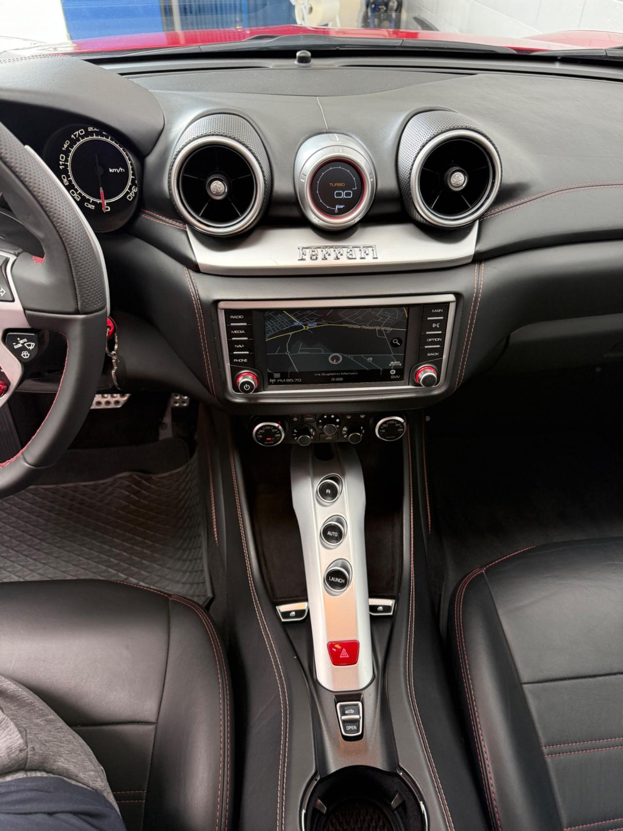 Ferrari California T DCT HANDLING SPECIALE 560CV