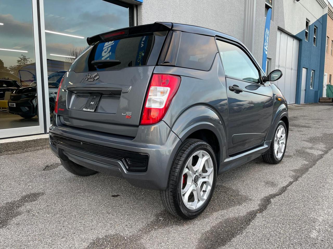 Ligier JS JS50 Progress Young Color