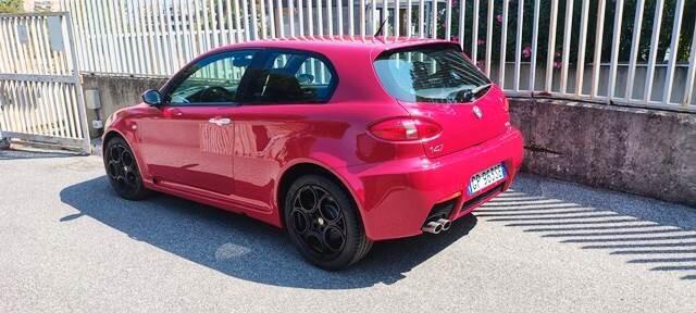 Alfa Romeo 147 3.2i V6 24V cat 3 porte GTA