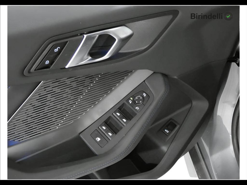 BMW Serie 1 (F70) - 118d MSport