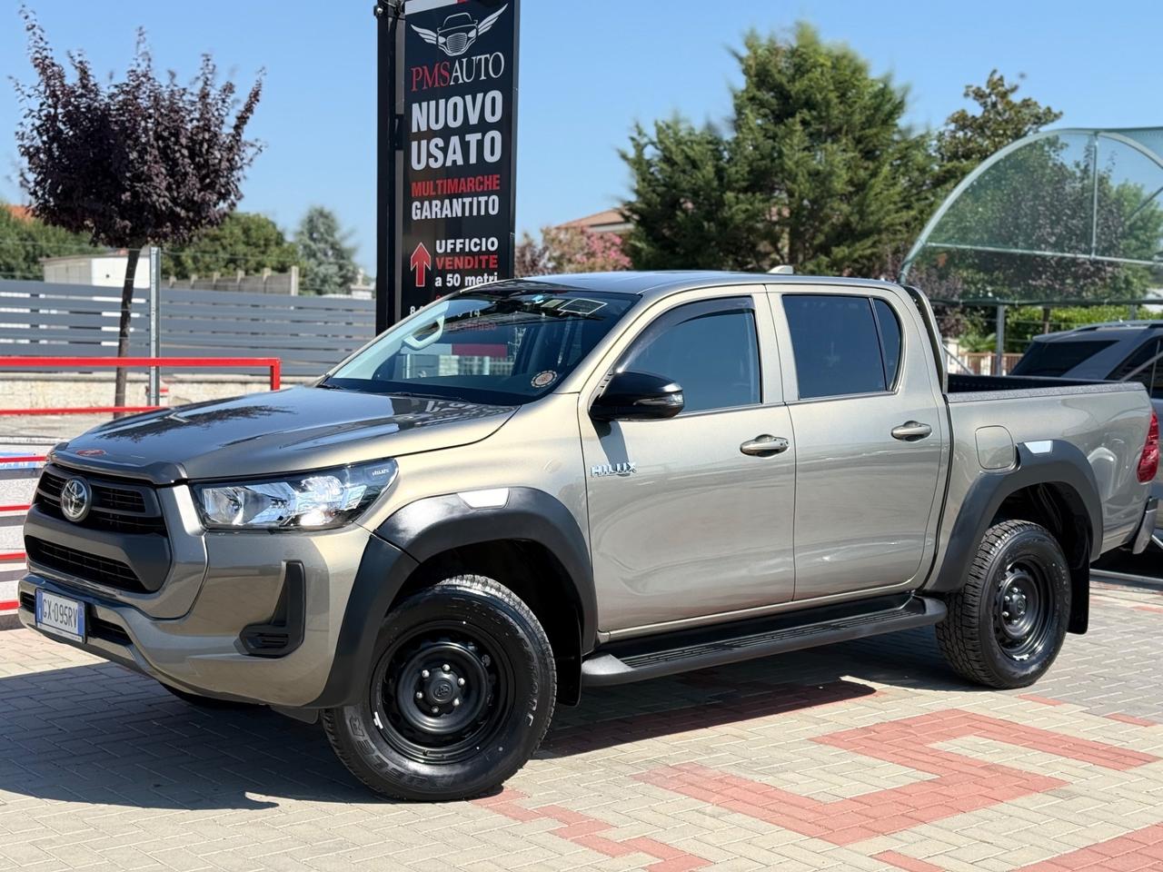 Toyota Hilux 2.8 D-4D 4WD 4 porte Double Cab Comfort