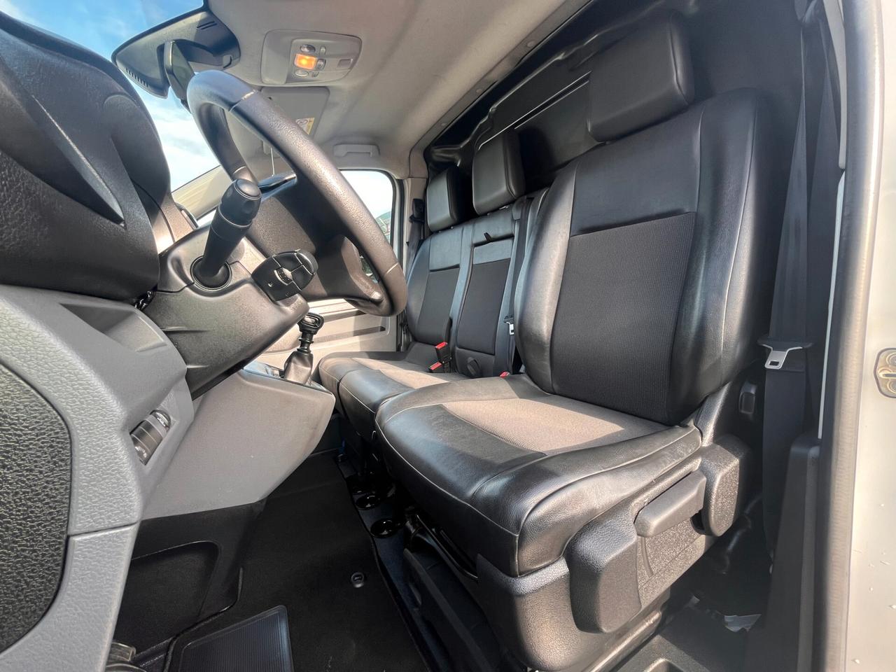 PEUGEOT EXPERT PREMIUM BlueHDi 100 S&S LONG FURGONE