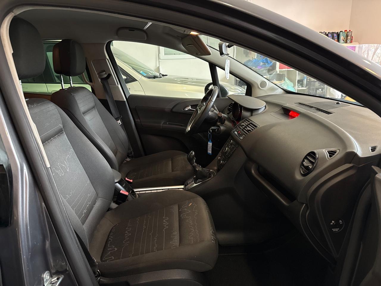 Opel Meriva 1.3 DIESEL 143.000KM