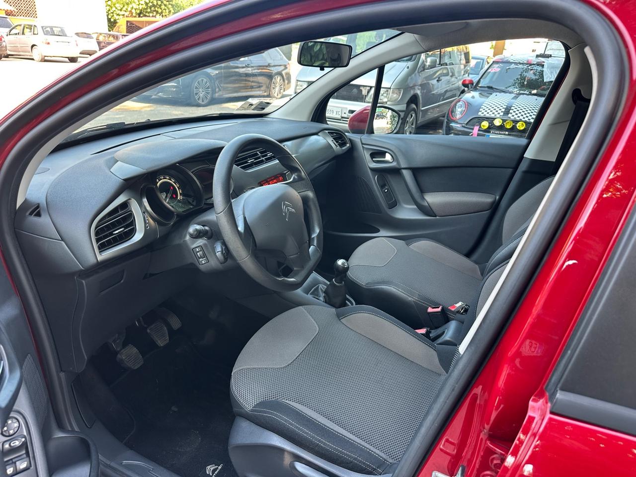 Citroen C3 1.2 VTi 82 Exclusive Benzina Neopatentati