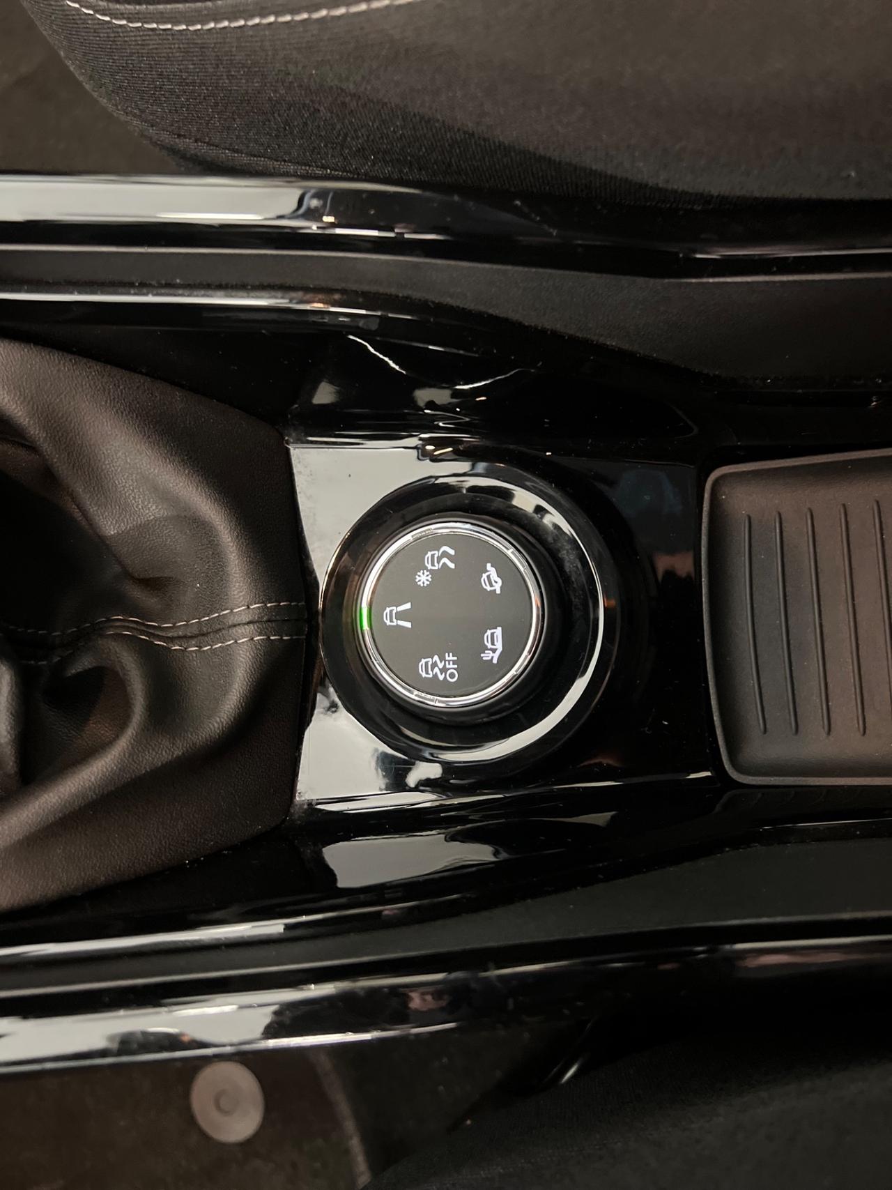 Peugeot 2008 BlueHDi 100 Allure