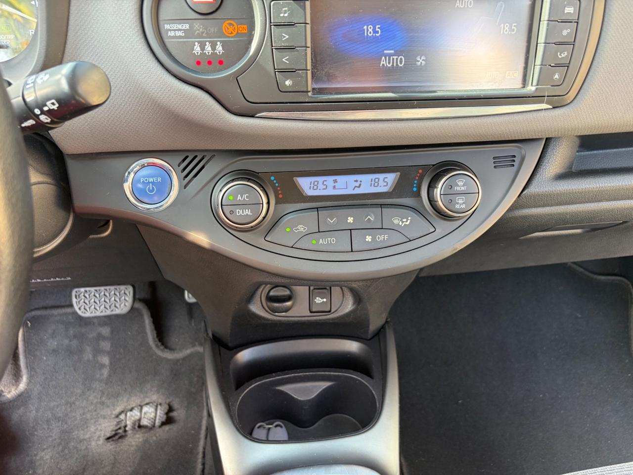Toyota Yaris 1.5 Hybrid 5 porte Active