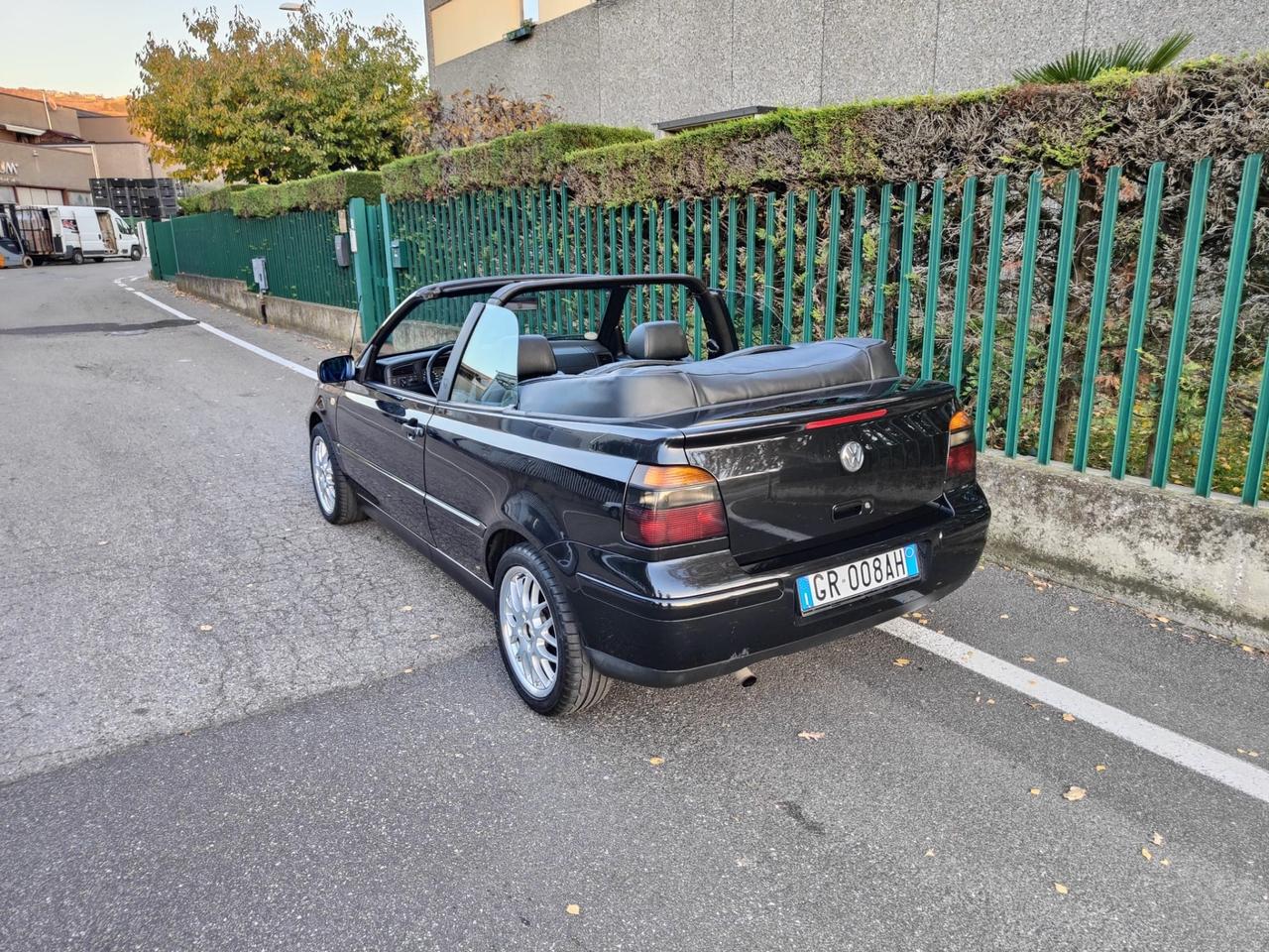 Volkswagen Golf Cabriolet 1.6 cat Trendline