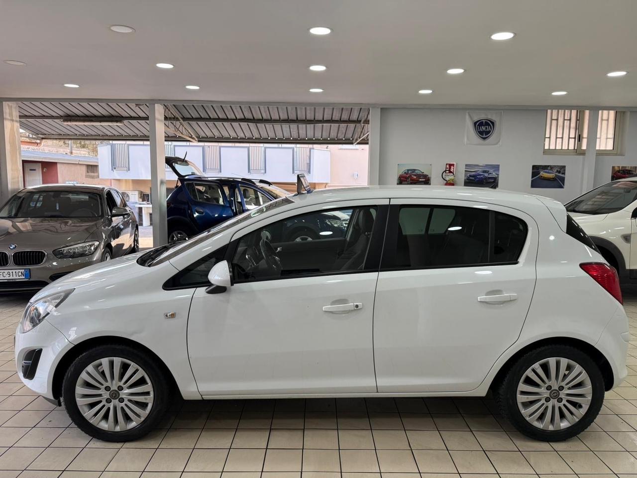 Opel Corsa 1.2 gpl 2014 restyling