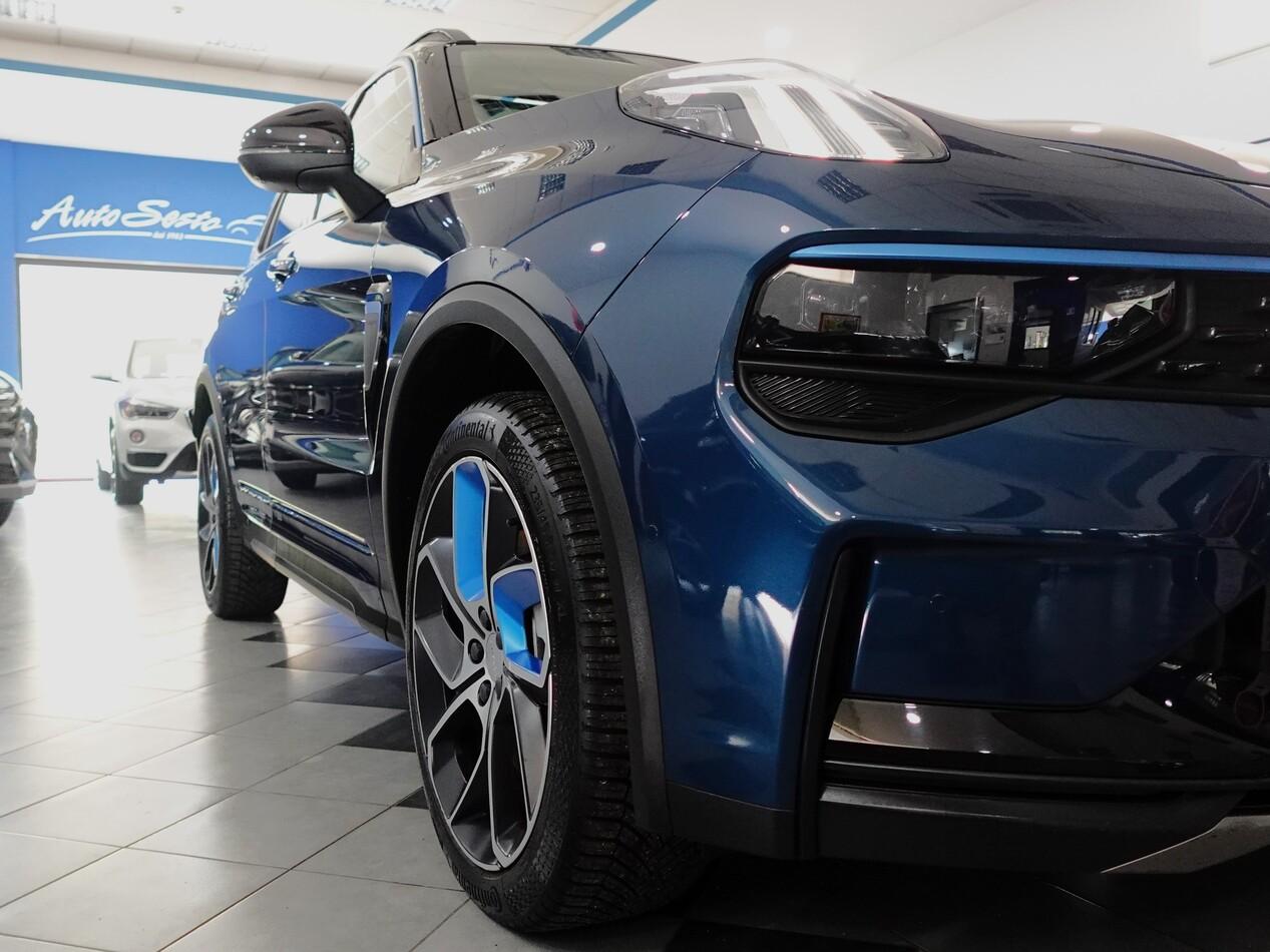 Lynk and Co 01 1.5 BZ 261 CV PHEV 01