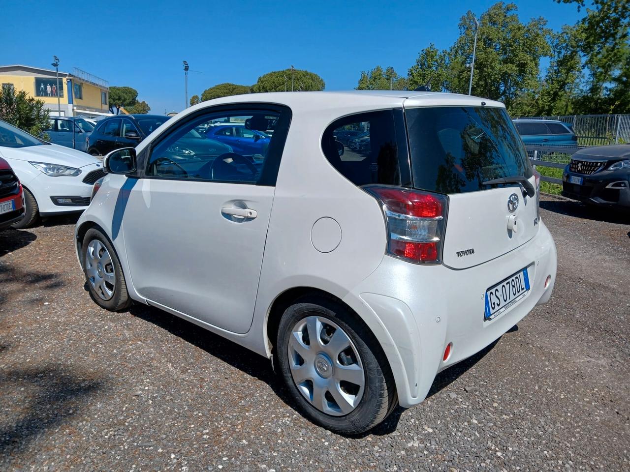 Toyota iQ 1.0 Sol
