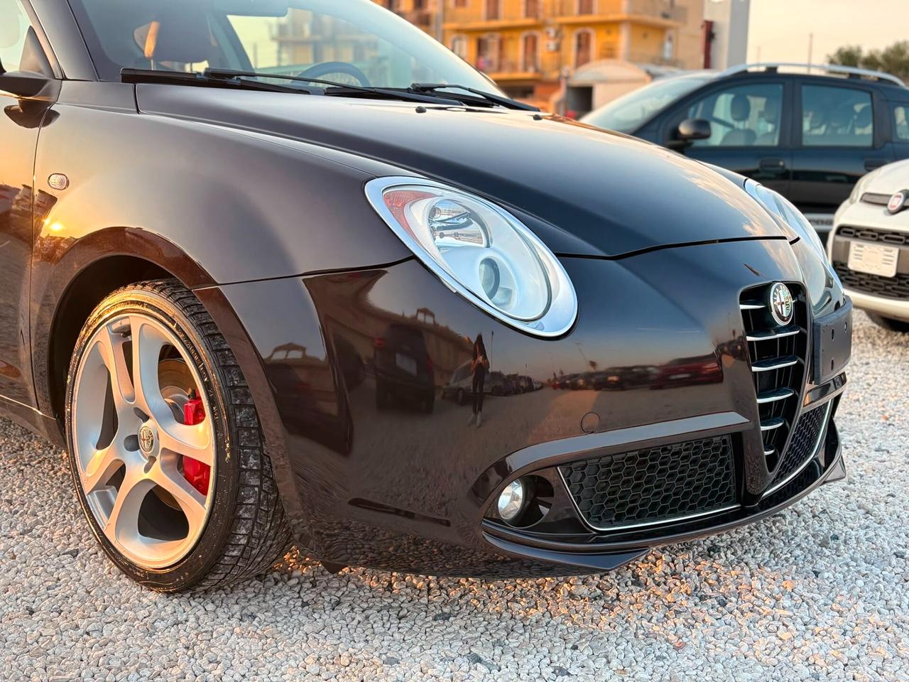 Alfa Romeo MiTo 1.4 T 155 CV Distinctive Premium Pack