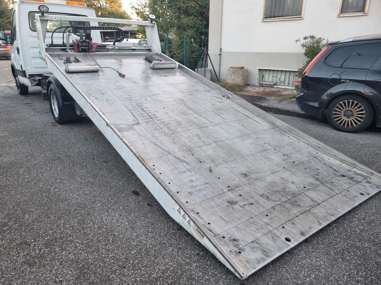 Iveco daily carroattrezzi
