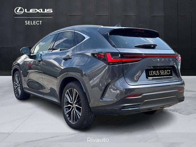 Lexus NX 2.5 plug-in Luxury 4wd e-cvt
