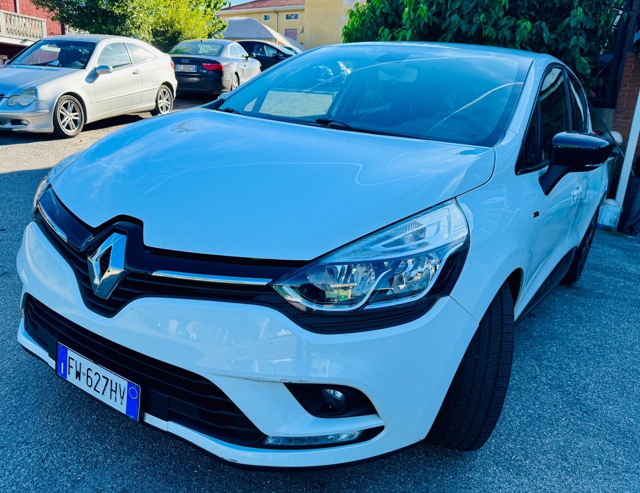 Renault Clio Sporter dCi 8V 75 CV Moschino Intens