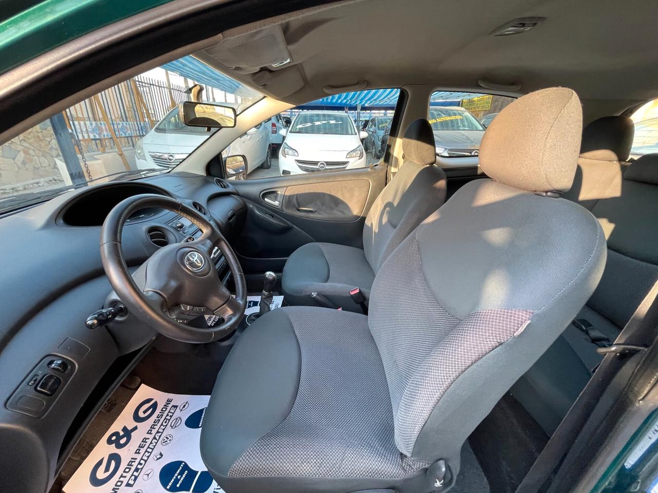 Toyota Yaris 1.4 tdi D-4D cat 3 porte Sol
