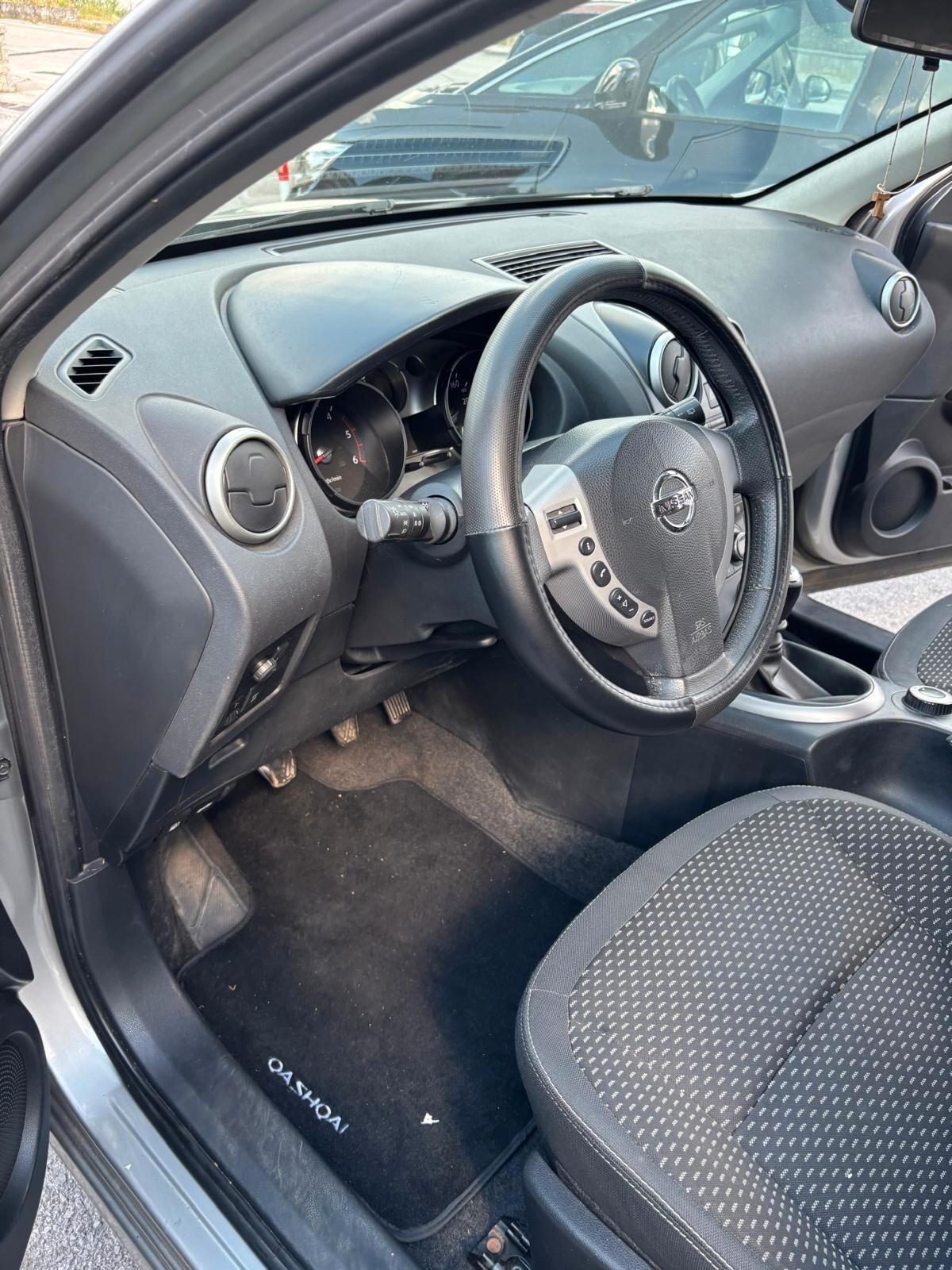 Nissan Qashqai 2.0 dCi DPF 4WD Tekna