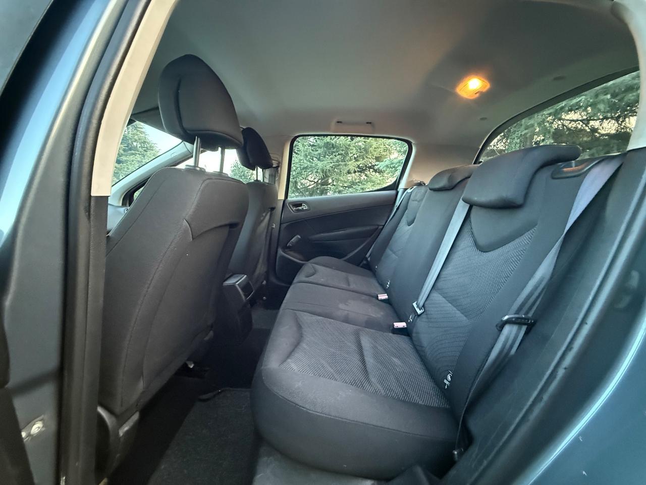 Peugeot 308 1.6 HDi 90CV FAP 5p. Premium