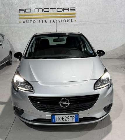 Opel Corsa Benzina Cambio Automatico Neopatentati
