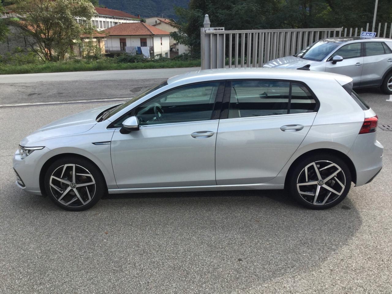 Volkswagen Golf 1.5 TSI EVO ACT Style SOLI 68.500 KM